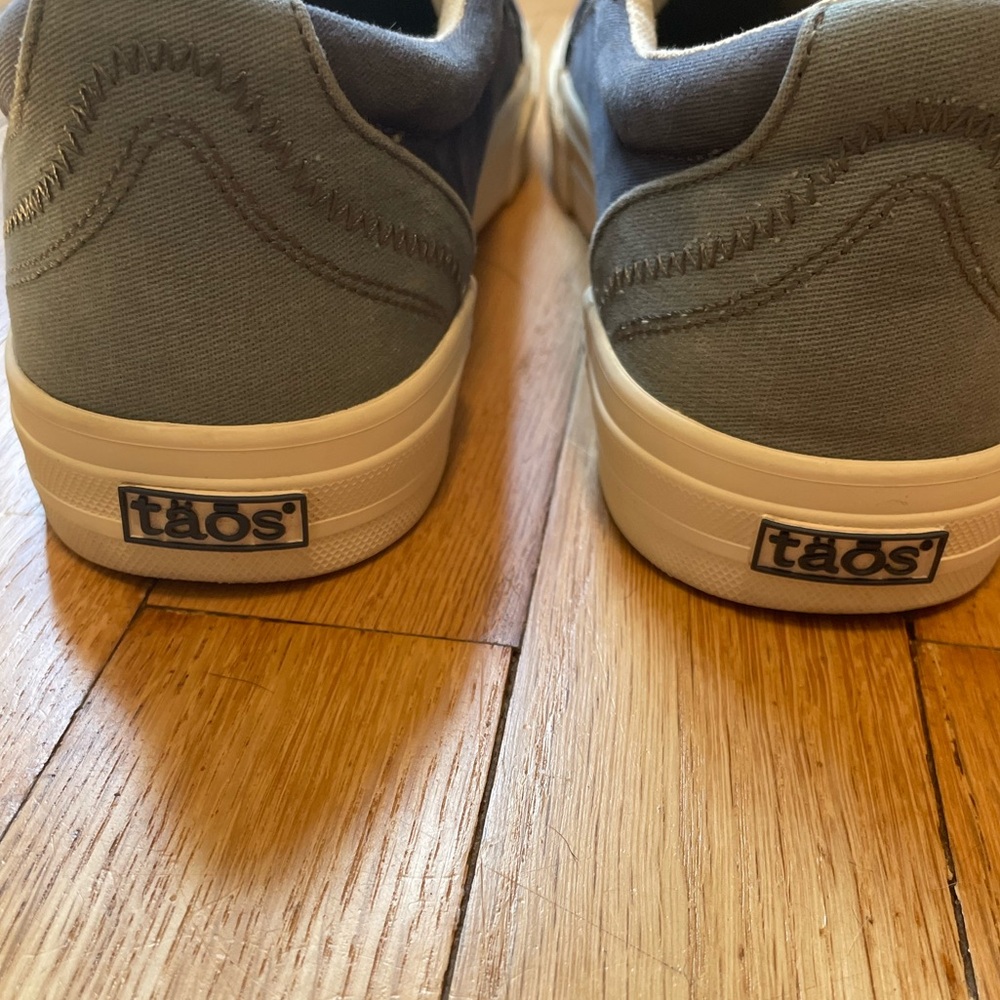 Taos Footwear Blue and Cream Sneakers - Picture 5 of 13